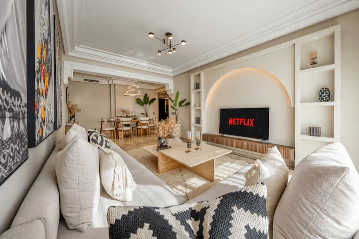 Vue de L'Azura appartement lumineux | centre de Marrakech à Marrakech, propriété gérée par LAVEE